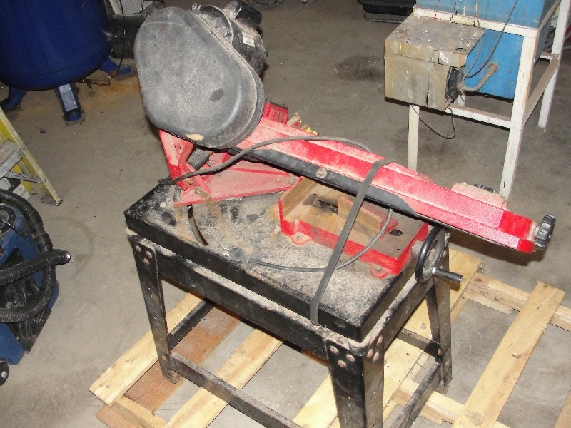 Swivel Metal Cutting Band Saw