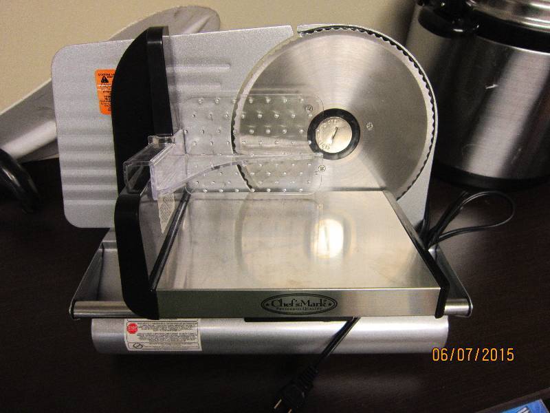Meat slicer