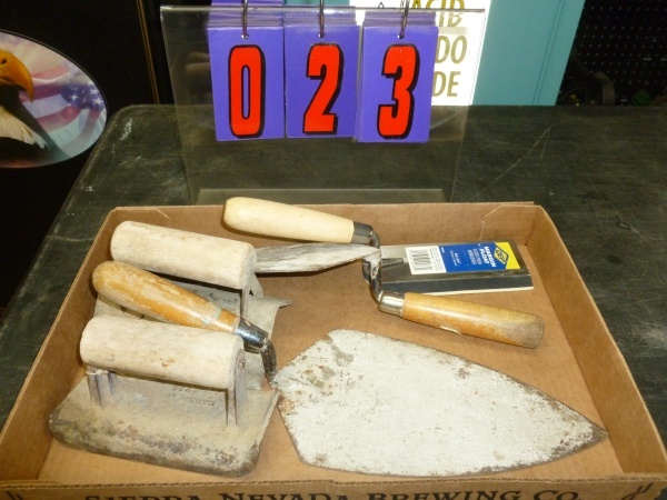 SnS Auctions # 164 Misc. tools and flats.