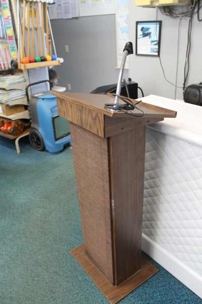 Lectern With Amp