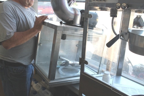 Sno Cone Machine