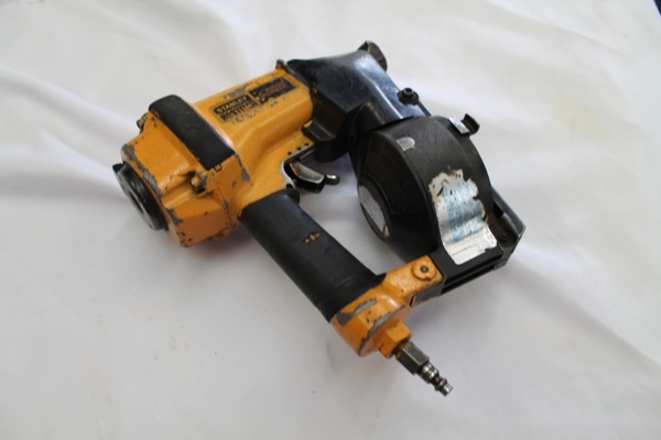 Roofing Nailer