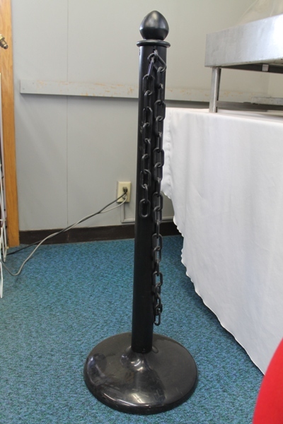 Stantion Pole &chain