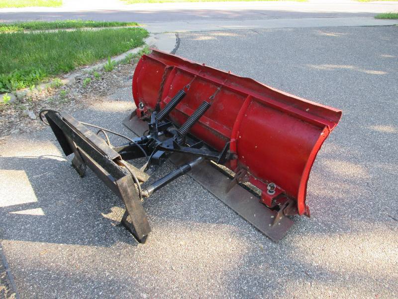 Skidloader Snow Plow