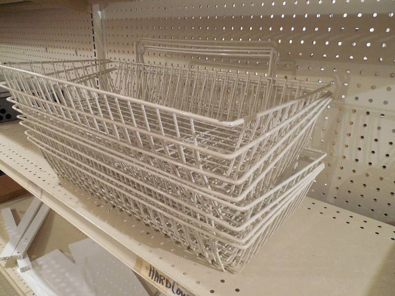 8 Slatwall 24 Large Rectangular Basket - White