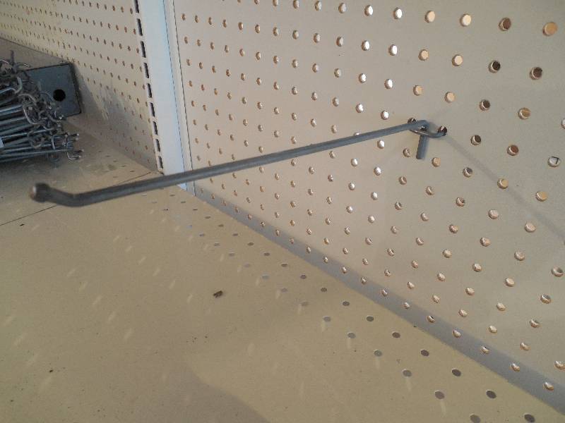 100 Peg Board Pegs 10