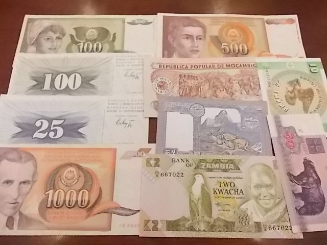 10 Different Foreign Currencies