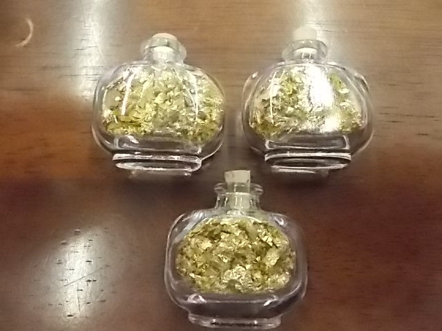 3 Glass Bottles Of Gold Flake No Gaurantee Of Quality Or Quantity