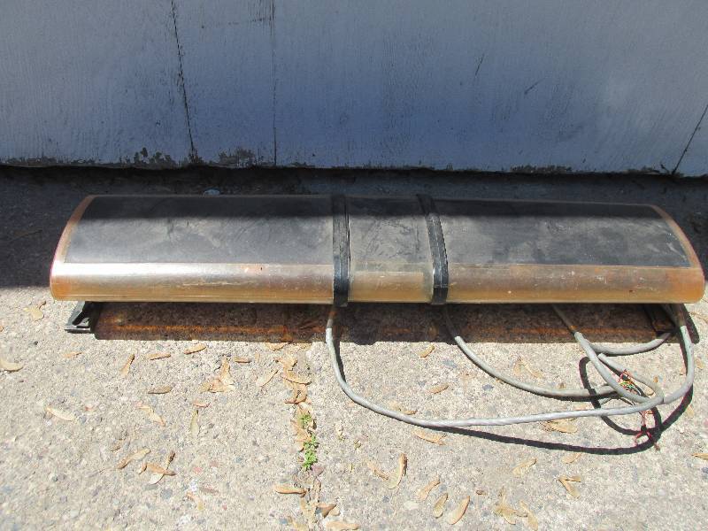 47 light bar with wires and mounti...
