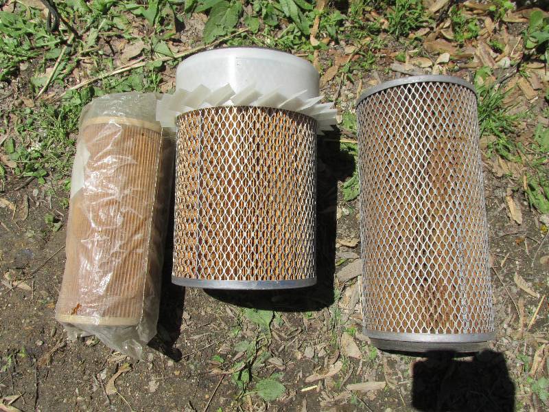Lot of 3 air filters...