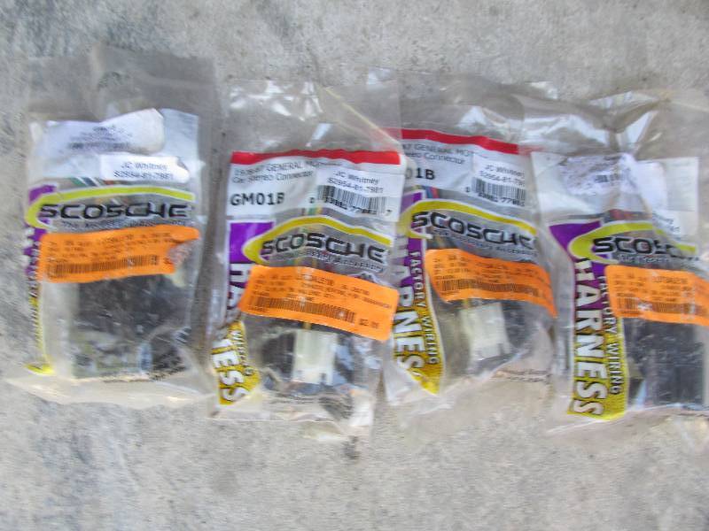 Lot of stereo wire harnesses, 78 - ...