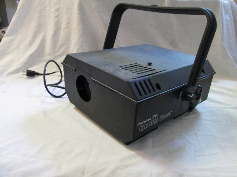 lot 12 image: American Dj Quadra force light ...