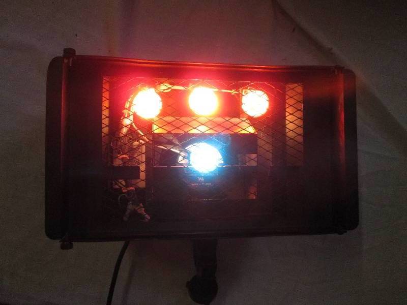 lot 14 image: Knight Ind. Light with cooling fan ...