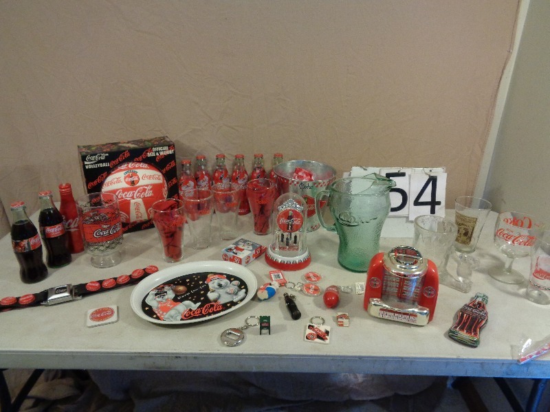 lot 55 image: Coca Cola Collectibles