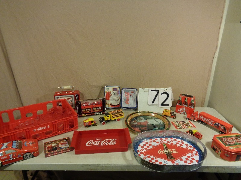 lot 72 image: Coca Cola Collectibles