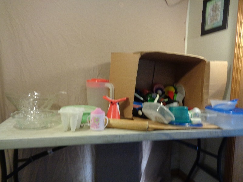 lot 133 image: Kitchen Items