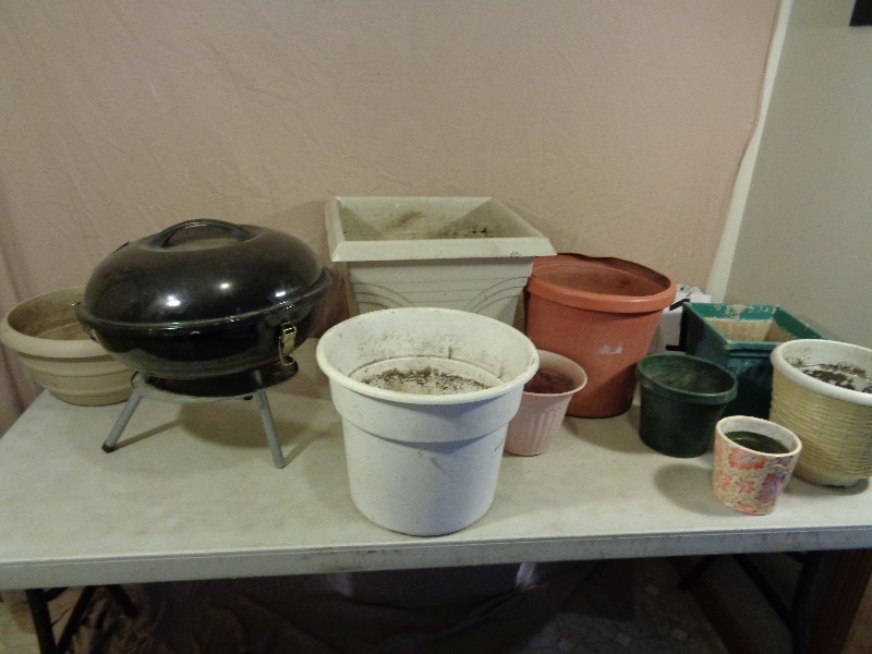 lot 151 image: Grill and Planters