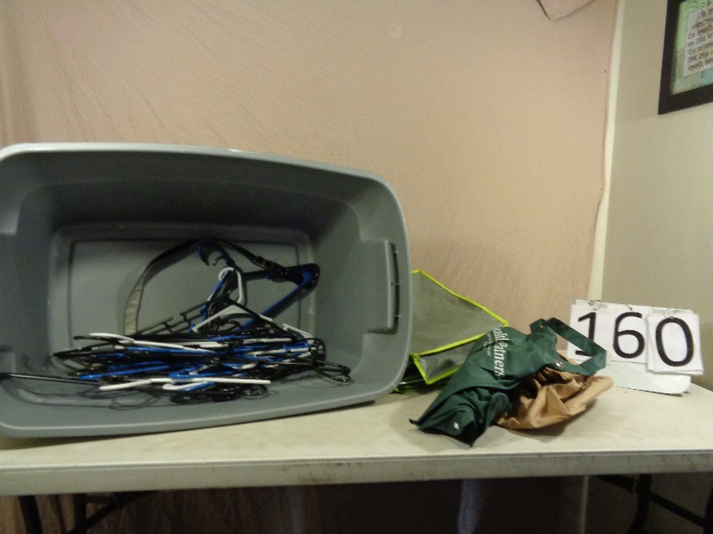 lot 160 image: Household Items