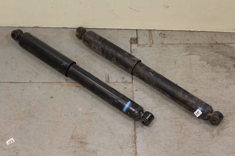 1997-2004 Ford F-150 New Pair of Front Shocks