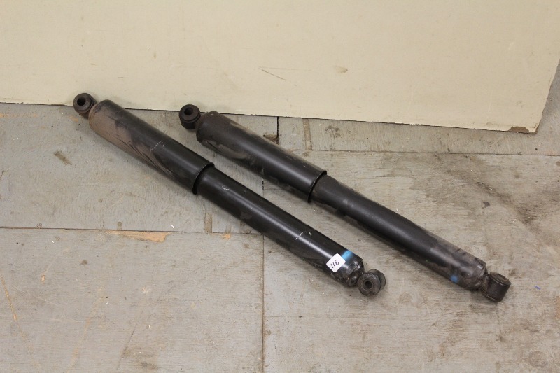 1997-2004 Ford F-150 New Pair of Front Shocks