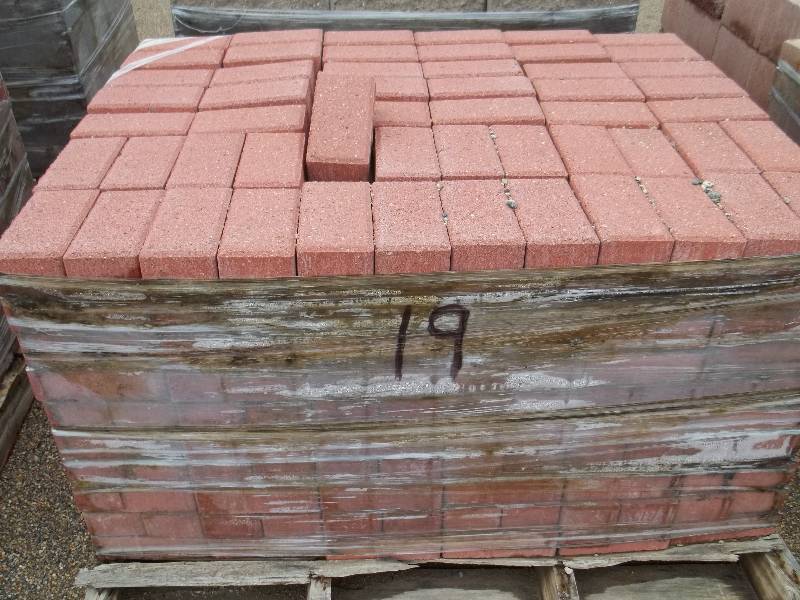 Holland 4.5 Paver Red