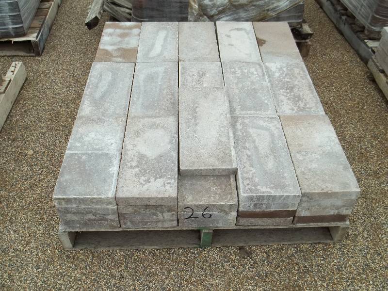Patio Block Brown 1 58Hx7 58Wx15 58L