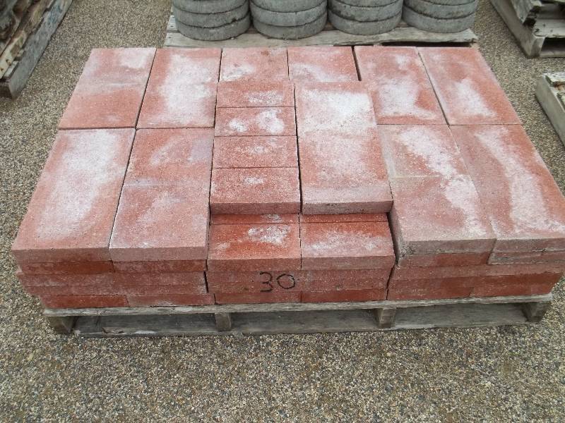 Patio Block Red 1 58Hx7 58Wx15 58L