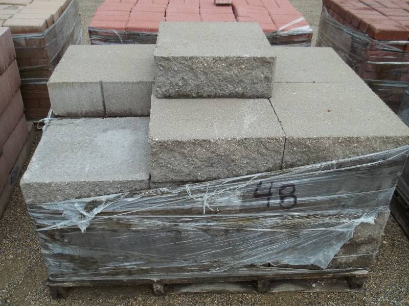 6 Step Block Dark Buff 6Hx16Wx16D, qty 24, pallet weight 2882.