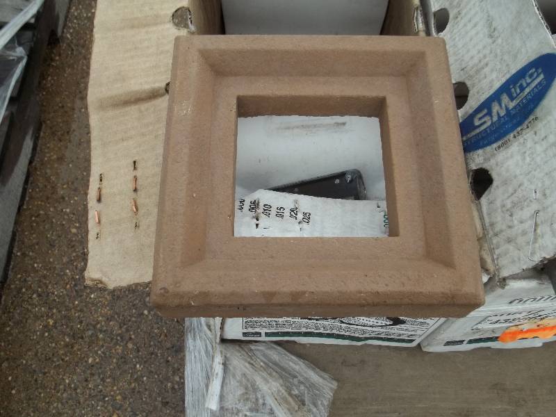 Cultured Stone - Double Receptacle Stone - Gray - 8 x 10pcs.