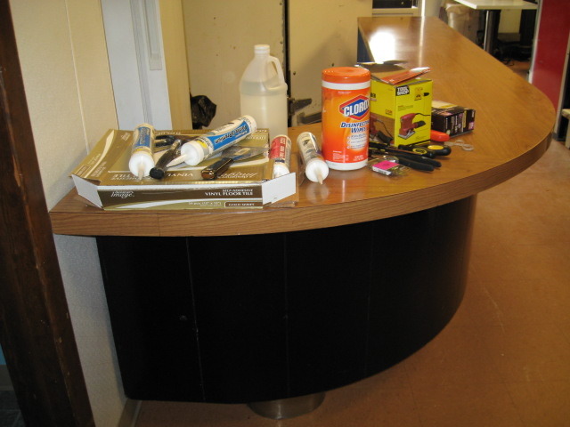 J Shape Customer Counter