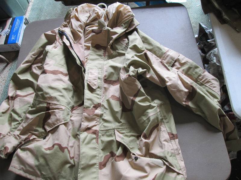 Cammoflauge 41 - 45 inch chest coat...