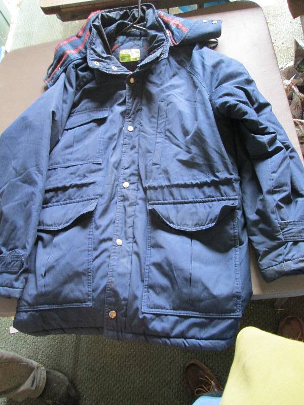 Blue coat, size L...