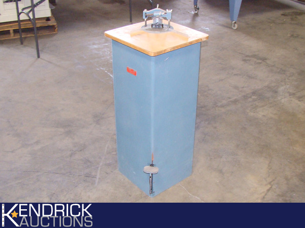 Manual Corner Rounder