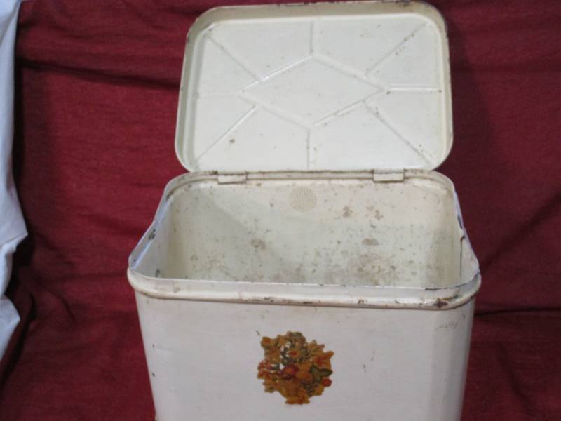 Bread Box