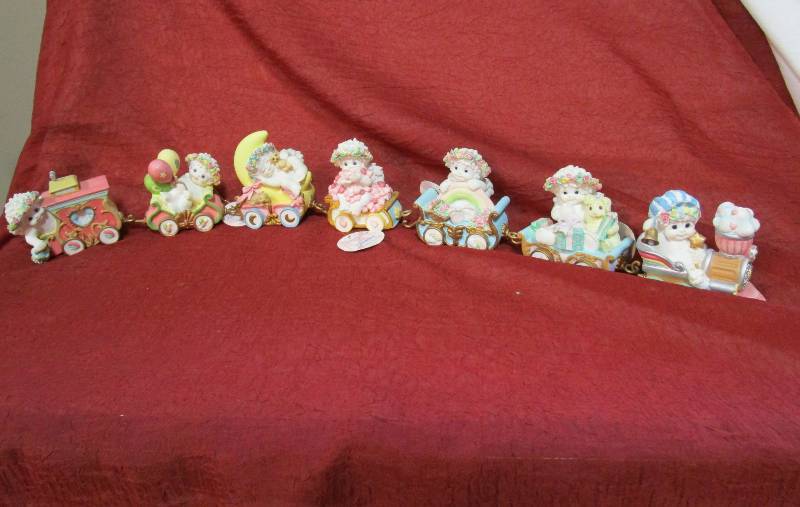 Dreamsicles 8 pc train