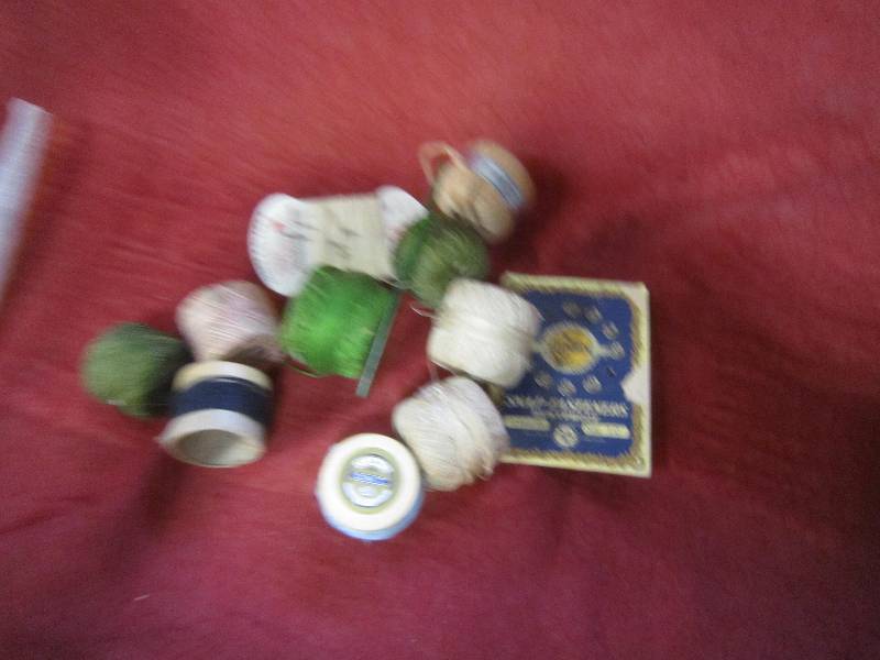 Darning Thread
