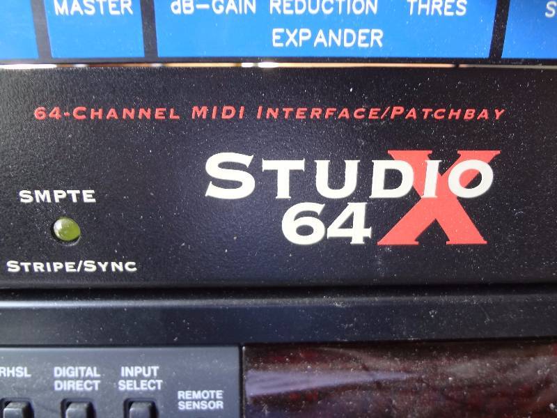 lot 77 image: Studio 64X
