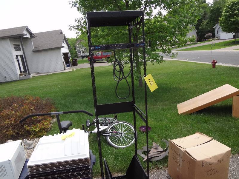 lot 106 image: TowerRack