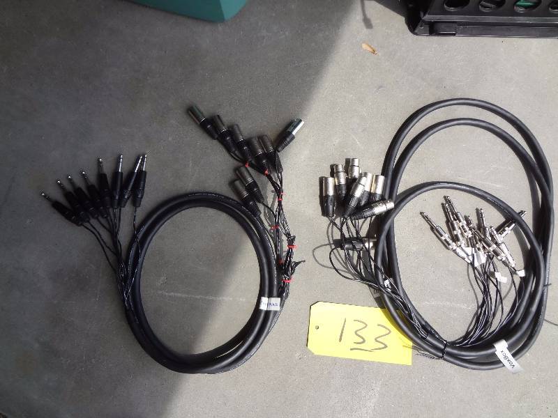 lot 133 image: 2 Short 8 Channel Cables