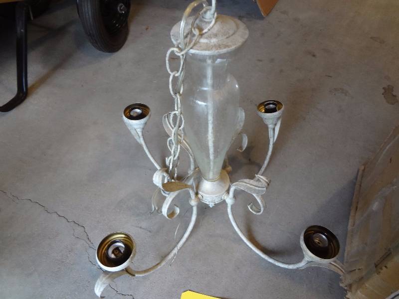 lot 167 image: Lighting Fixture