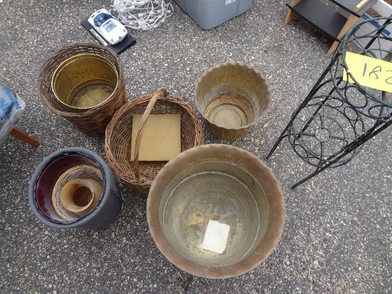 lot 182 image: Lot of Planters and Stands