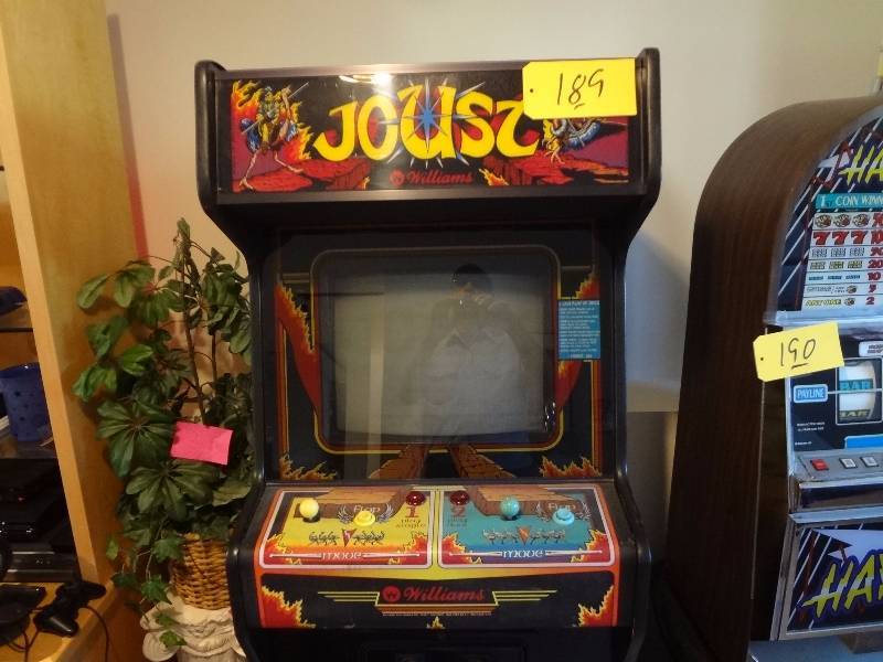 lot 189 image: Video Game Joust