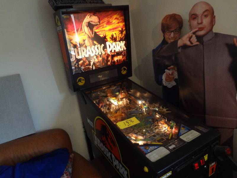 lot 193 image: Jurassic Park Pinball Machine