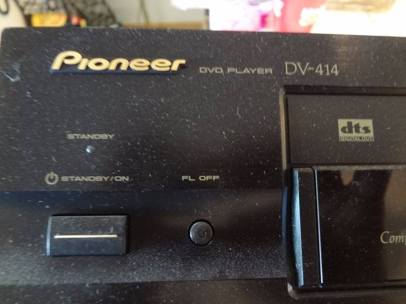 lot 218 image: Pioneer DVD DV-414