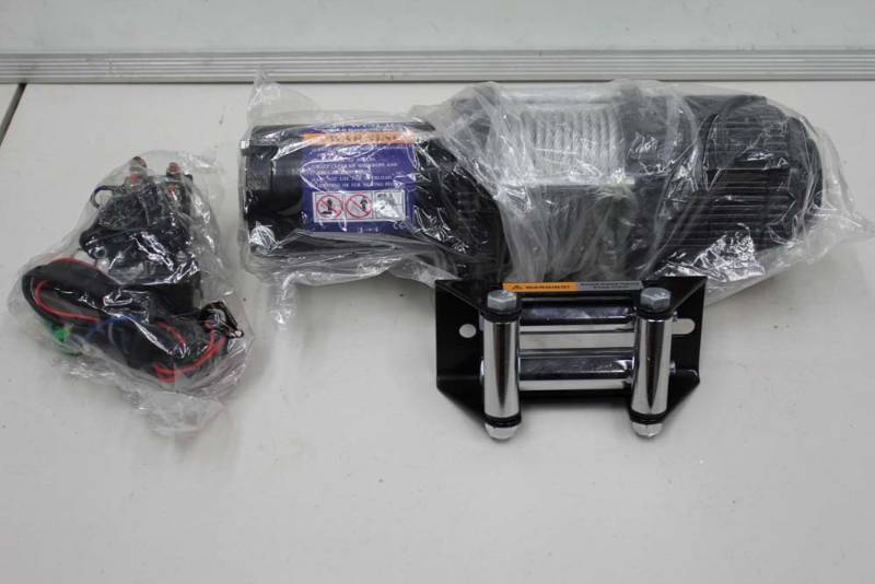 lot 1 image: 3500lb ATVUTV Winch