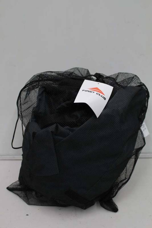 lot 29 image: Fishing boat cover 14-16
