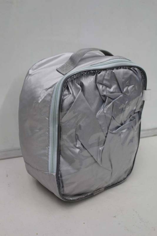 lot 37 image: Golf Cart Cover