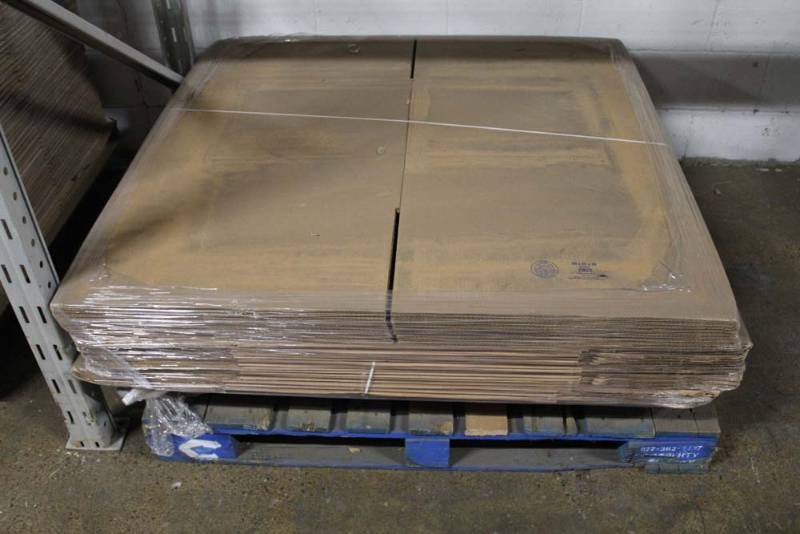 lot 91 image: Pallet of New Boxes 25 x 25 x 25