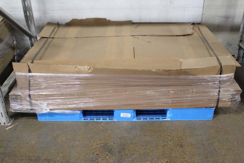 lot 95 image: Pallet of New Boxes 36 x 36 x 12