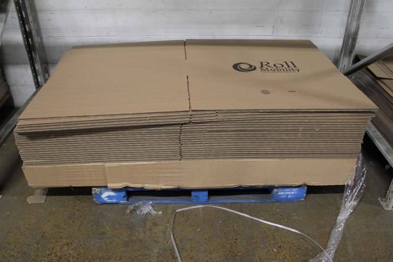 lot 99 image: Pallet of New Boxes 38 x 33 x 9